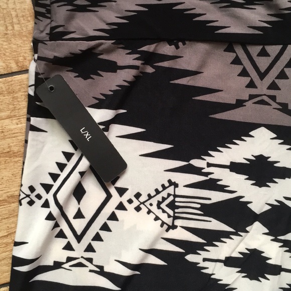 Shosho 🛍️ Capri Tribal Pants NWT Sz Various - Picture 11 of 12